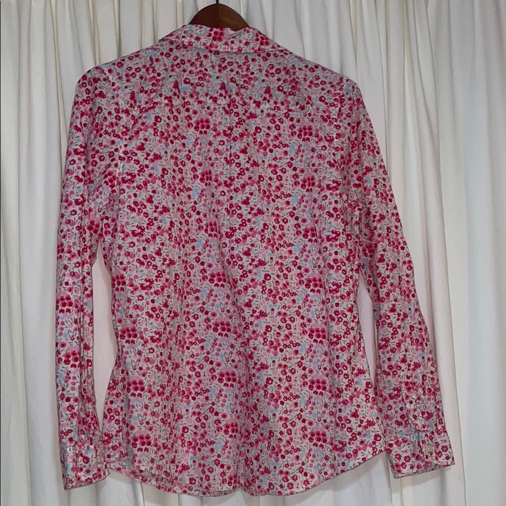 Old Navy Pink and White Floral Button Down Shirt - Picture 2 of 8